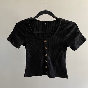 Vero Moda Ribbed Button Down Tee